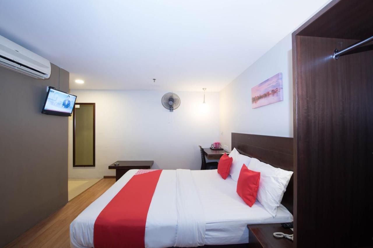Oyo 89421 Pp Island Hotel George Town Dış mekan fotoğraf