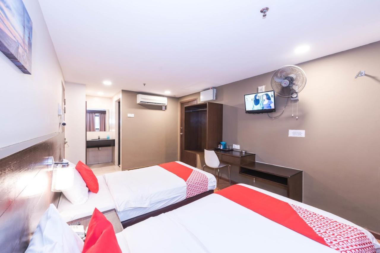 Oyo 89421 Pp Island Hotel George Town Dış mekan fotoğraf
