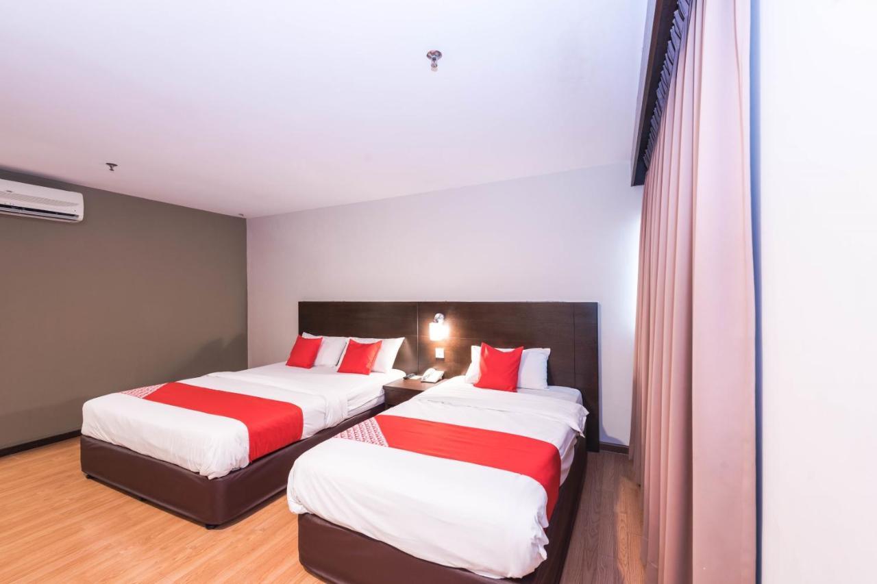 Oyo 89421 Pp Island Hotel George Town Dış mekan fotoğraf