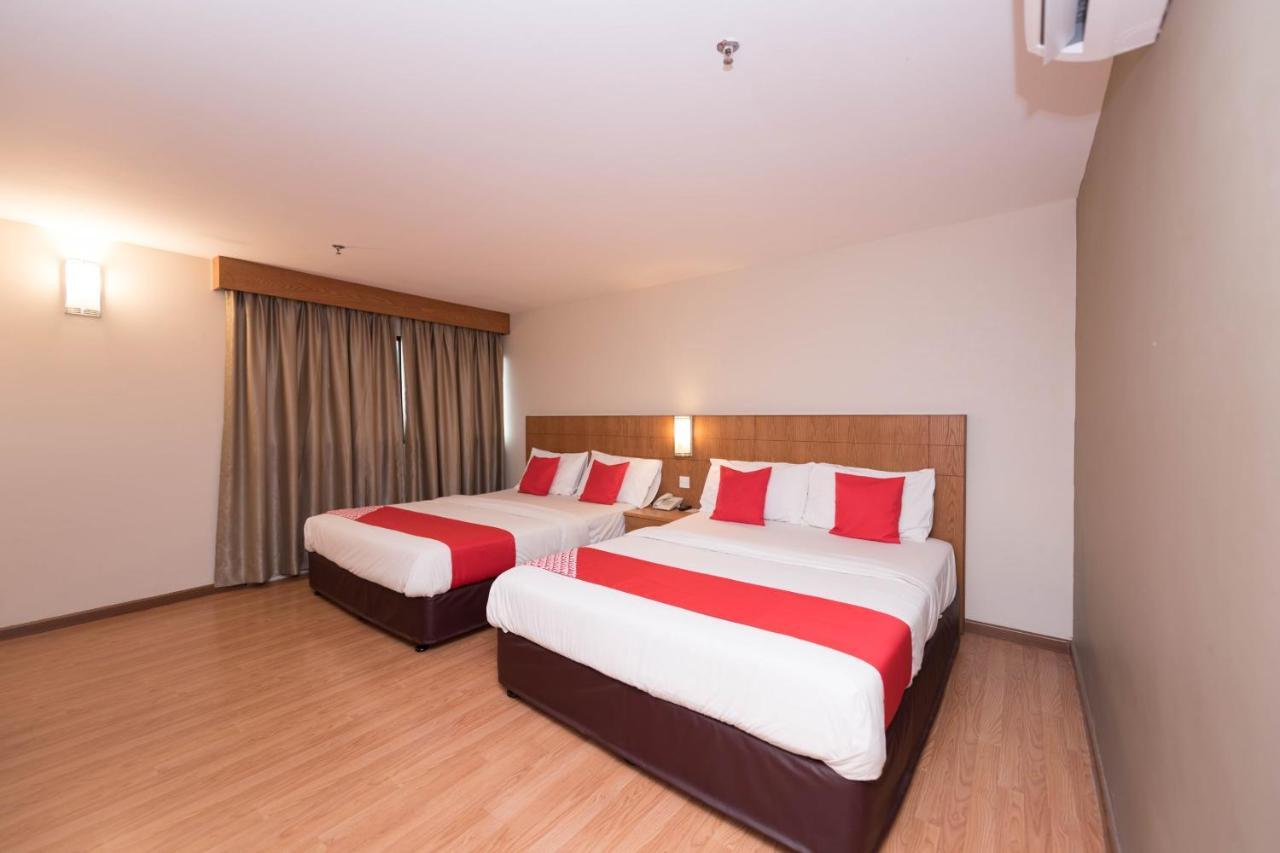 Oyo 89421 Pp Island Hotel George Town Dış mekan fotoğraf