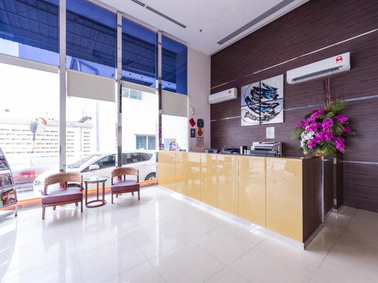 Oyo 89421 Pp Island Hotel George Town Dış mekan fotoğraf